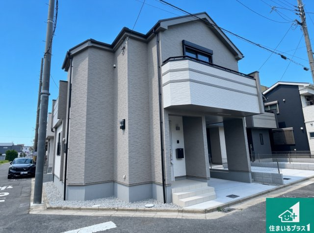 東大阪市加納　新築一戸建ての外観|お客様に長く安心して住んでいだだける事にこだわった家づくり！住んでからのアフターサービスにもしっかりと取り組んでいます！