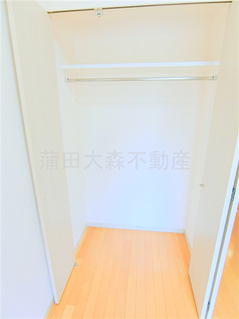 エクシム大森の収納|収納　1メートル程の使いやすいクローゼット