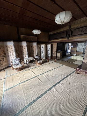 津山市材木町　古民家＋離れ　９Kの和室