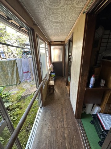 津山市材木町　古民家＋離れ　９Kの内装|東側廊下