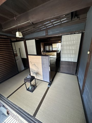 津山市材木町　古民家＋離れ　９Kの玄関