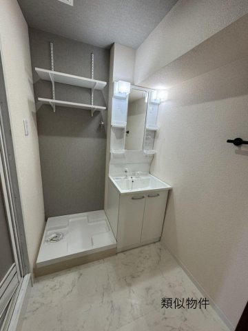 エクセントビル石川の洗面所