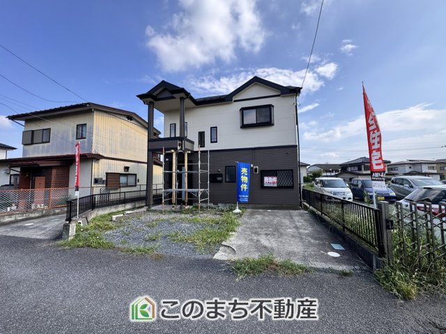宇都宮市鶴田町再生住宅の駐車場|カースペースは並列２台分ございます！
