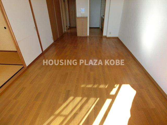 ライオンズマンション須磨マリンビューの居間・リビング