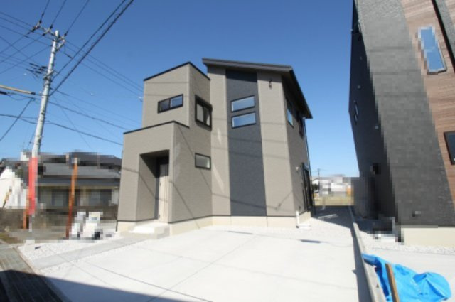 東石立町　新築戸建　1号棟　（全2区画）の外観|1号棟　土地面積　159.00㎡（約48.09坪）　建物面積110.96㎡（約33.56坪）
１階　60.45㎡／2階　50.51㎡　