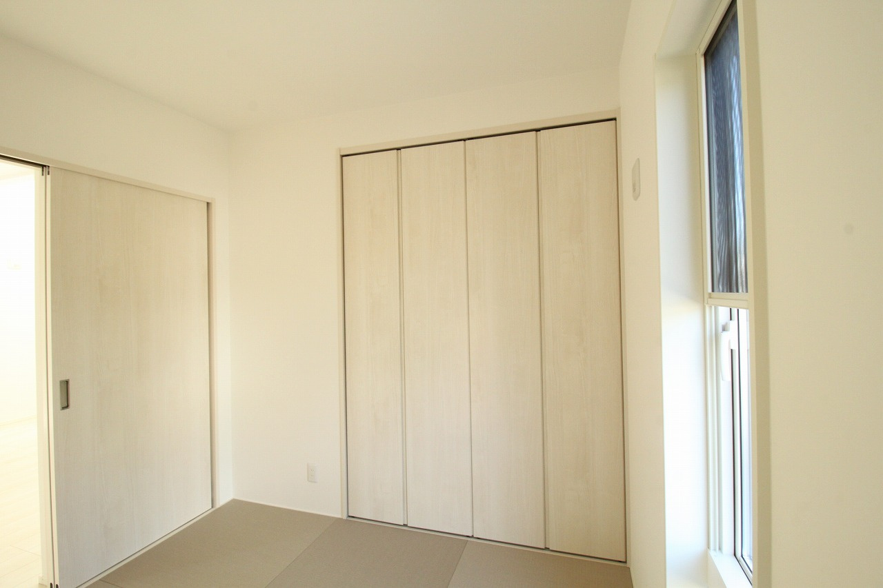 東石立町　新築戸建　1号棟　（全2区画）の和室|1Ｆ　4.5帖