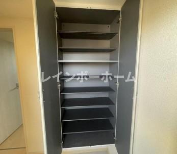 リーブルファイン新座大和田　1号棟の収納