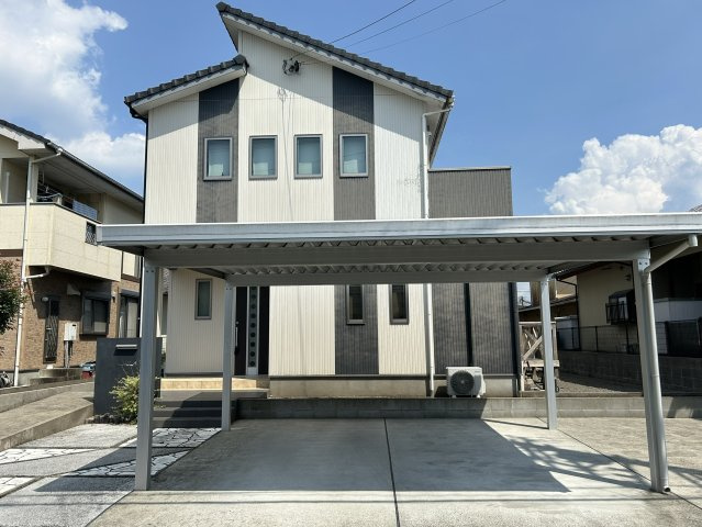 中古：甲斐元町3256番地3の外観