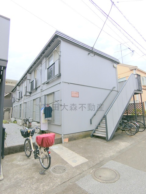 メゾン市野倉A棟の外観