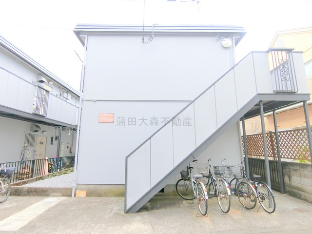 メゾン市野倉A棟の外観