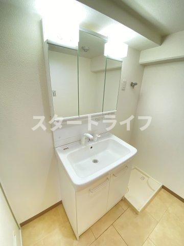 大阪市淀川区西中島７丁目の賃貸マンションの洗面所