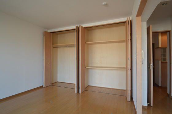 メイクスB棟の収納