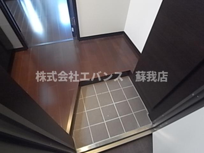 【玄関】 | ブライトヒルズ新宿 | シンプルで使いやすい玄関です