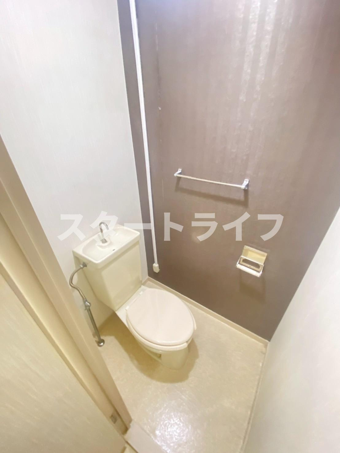 大阪市東淀川区豊里６丁目の賃貸マンションのトイレ