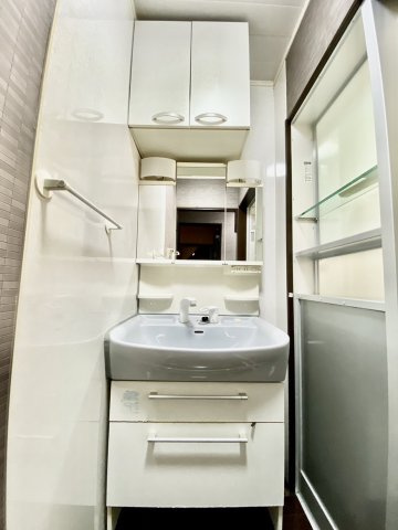 大庄西町3丁目一戸建の洗面所