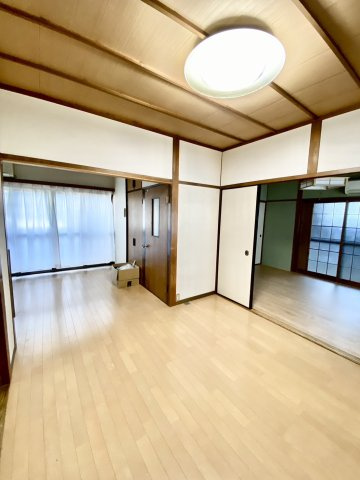 大庄西町3丁目一戸建の洋室|洋室10帖
