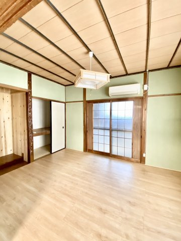 大庄西町3丁目一戸建の洋室|洋室6帖