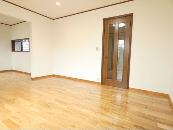長久手市東狭間戸建の内装