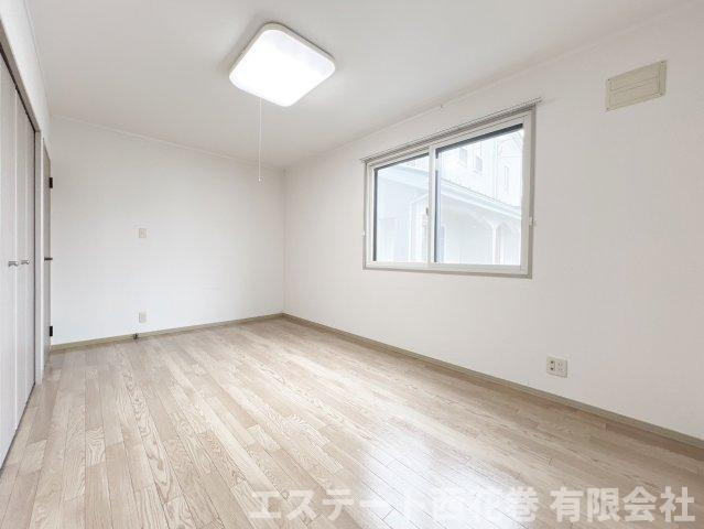 セジュール下長の洋室