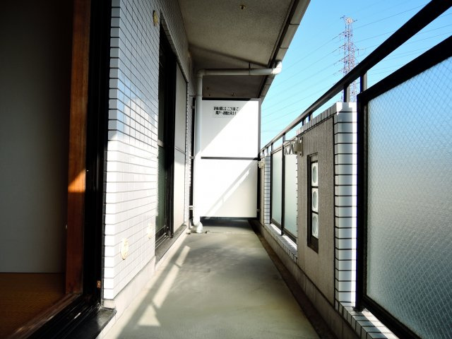 高槻市城南町４丁目の賃貸マンションのバルコニー