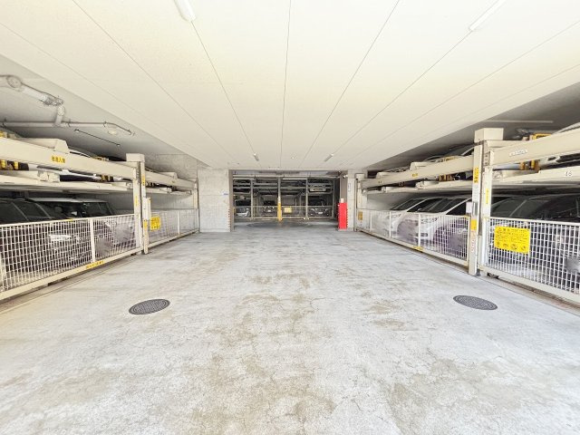 ネバーランド北大阪の駐車場