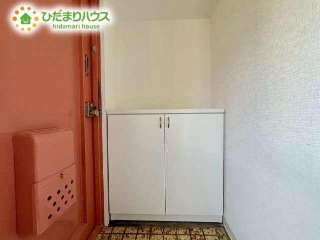 鴻巣市本町8丁目　中古マンション　パークサイド鴻巣の収納|玄関収納