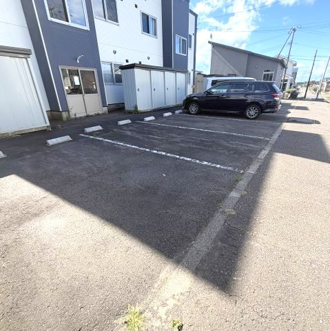 フジナカコーポⅪの駐車場