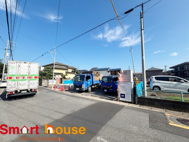 相模原市中央区上溝　新築全3棟の前面道路含む現地写真|開放感のある前面幅員6ｍ道路！