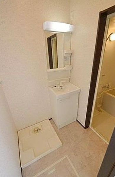 レグノ大宮大和田の独立洗面台|別部屋参照写真