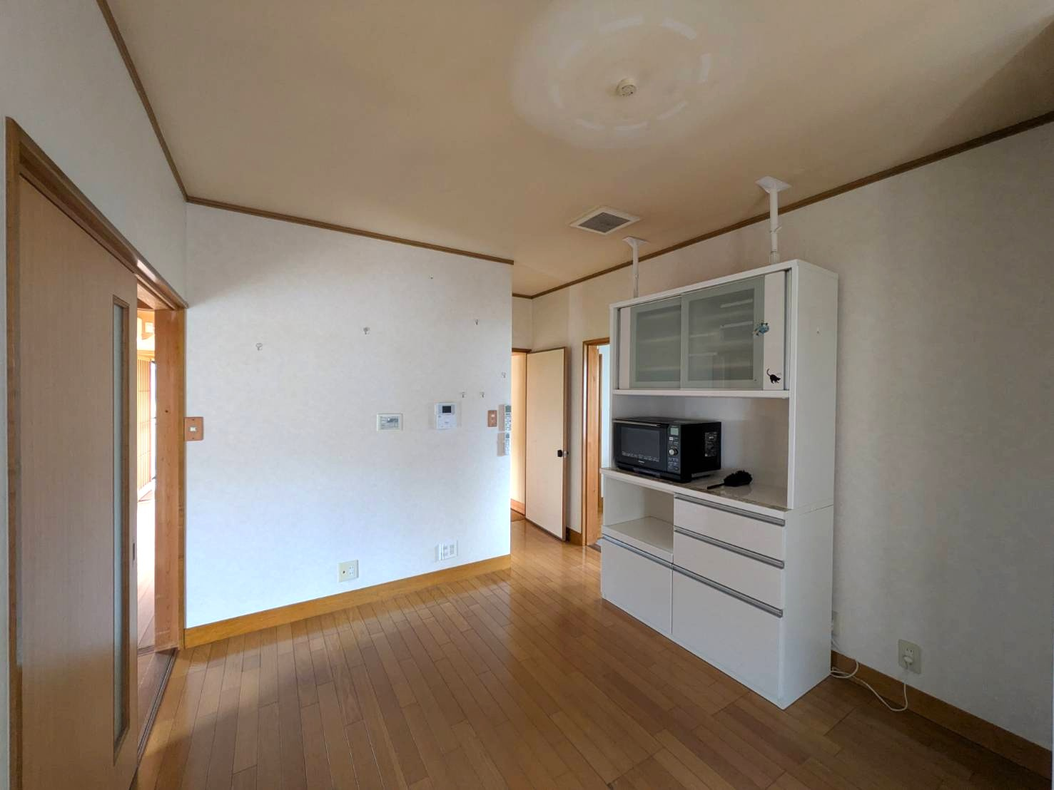 岡山市東区竹原 中古住宅のキッチン|◆キッチンは7.0畳ございます。