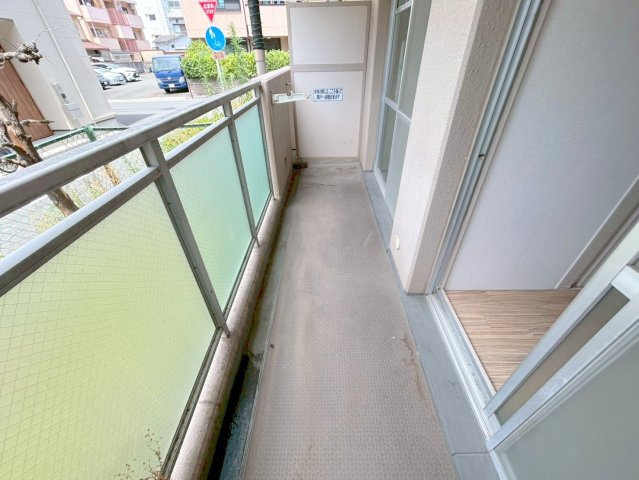 誼マンションのバルコニー
