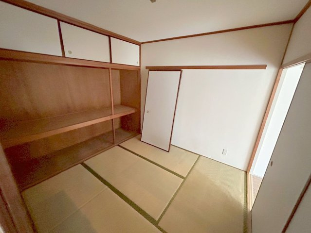 誼マンションの和室
