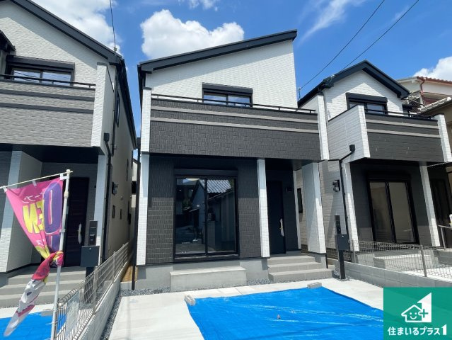 東大阪市西上小阪　新築一戸建ての外観|お客様に長く安心して住んでいだだける事にこだわった家づくり！住んでからのアフターサービスにもしっかりと取り組んでいます！