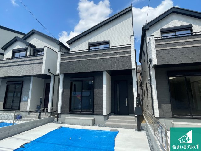 東大阪市西上小阪　新築一戸建ての外観|安心の10年保証！外観を美しく保ち、雨水で汚れを落とします！気になることがありましたら、お気軽にお問い合わせください！