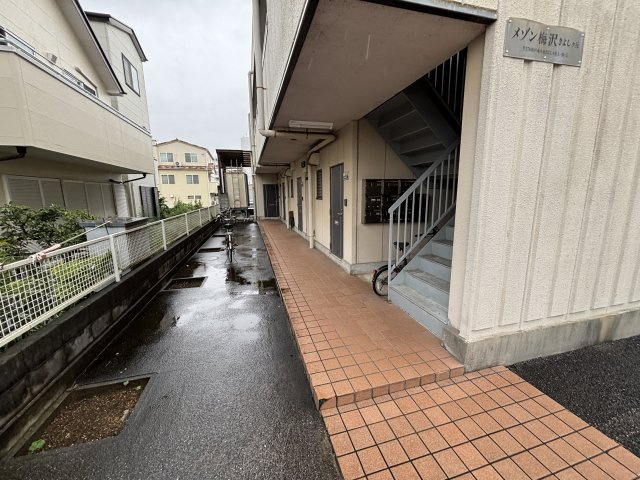 メゾン梅沢　きよしヶ丘のエントランス