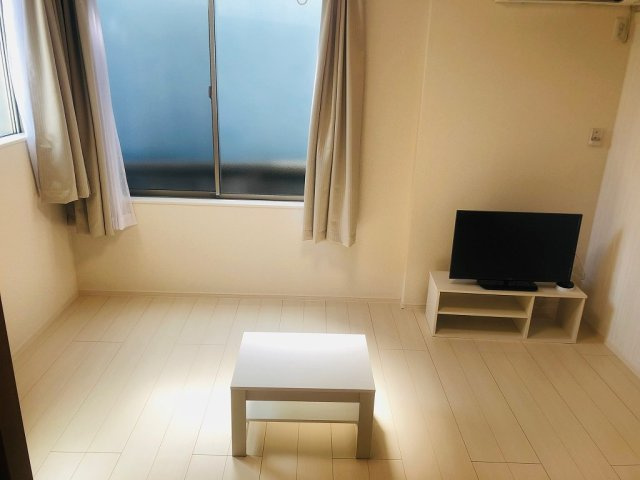 クレイノ若葉の居間・リビング|高遮音界壁で快適にお過ごし頂けます。