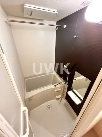 LUXE中書島の浴室