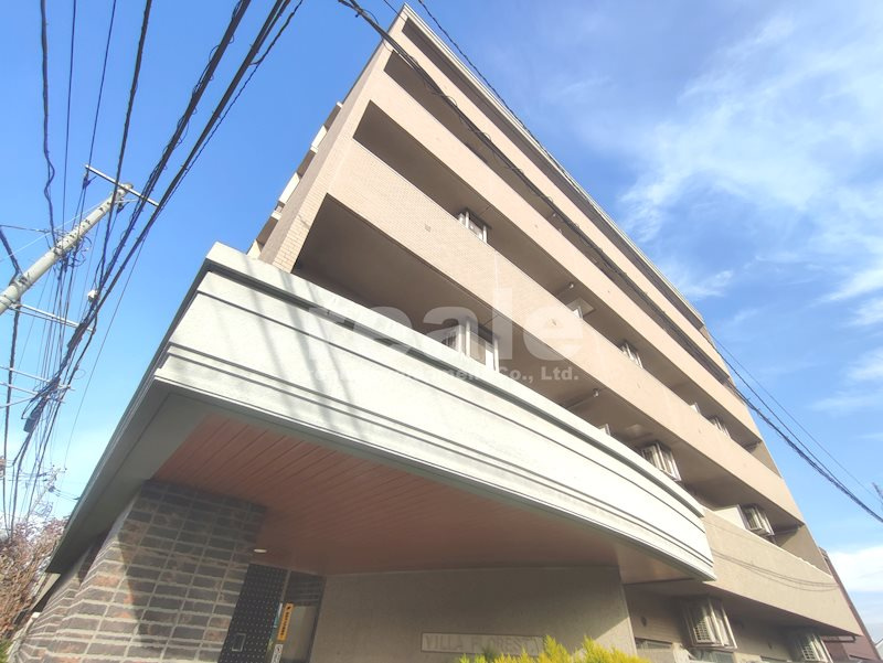 三鷹市新川６丁目の賃貸マンション