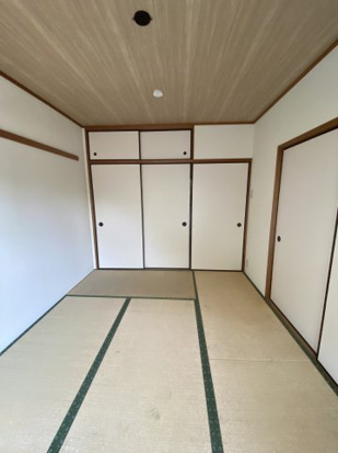 ロイヤル谷津の寝室