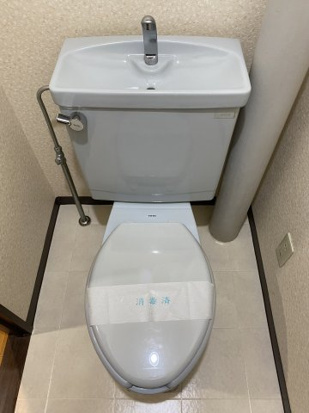 ロイヤル谷津のトイレ|※別部屋参考写真です