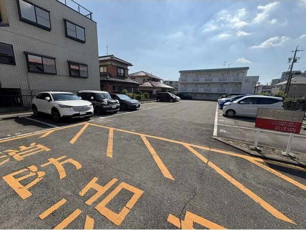 ヒルトップ藤ヶ丘の駐車場