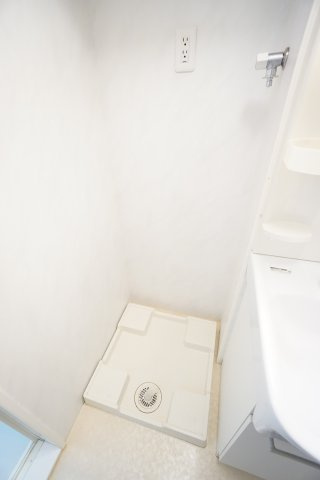 【洗面所】 | スプリングフォレストＢ | ※同物件、同タイプ、間取り反転のお部屋です
