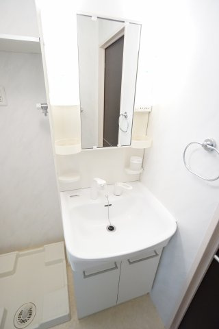 【独立洗面台】 | スプリングフォレストＢ | ※同物件、同タイプ、間取り反転のお部屋です