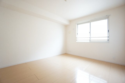 【洋室】 | スプリングフォレストＢ | ※同物件、同タイプ、間取り反転のお部屋です