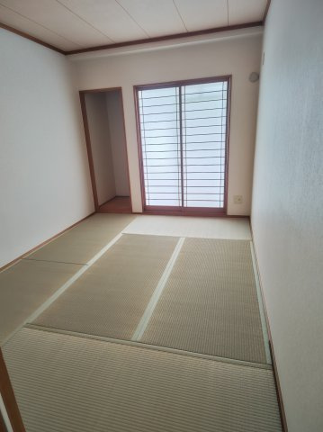 ヒルズシティ寝屋川の和室|フローリングだけでなく、和室もあります