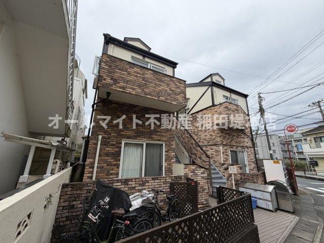 川崎市多摩区登戸のアパートの外観