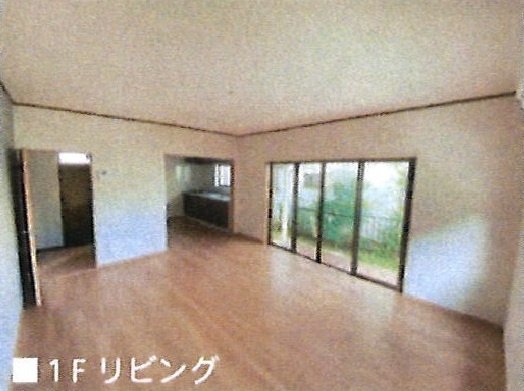 あきる野市五日市　中古戸建　フルリノベーションの居間・リビング