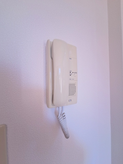 メゾンヴィトライユの玄関