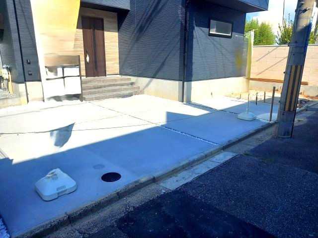 宝塚市中山台2丁目新築一戸建の駐車場