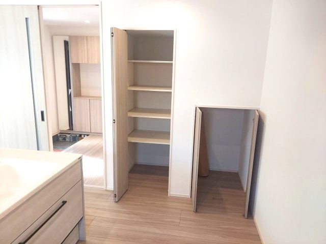 宝塚市中山台2丁目新築一戸建の収納|リビング収納